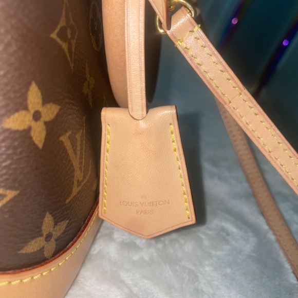 authentic Louis Vuitton Alma BB purse - Picture 6 of 6